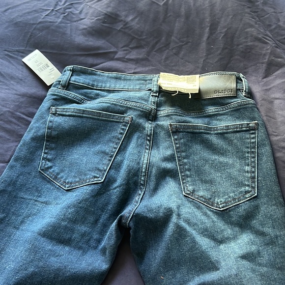 29x30 slim fit DL1961 jeans - Picture 3 of 3